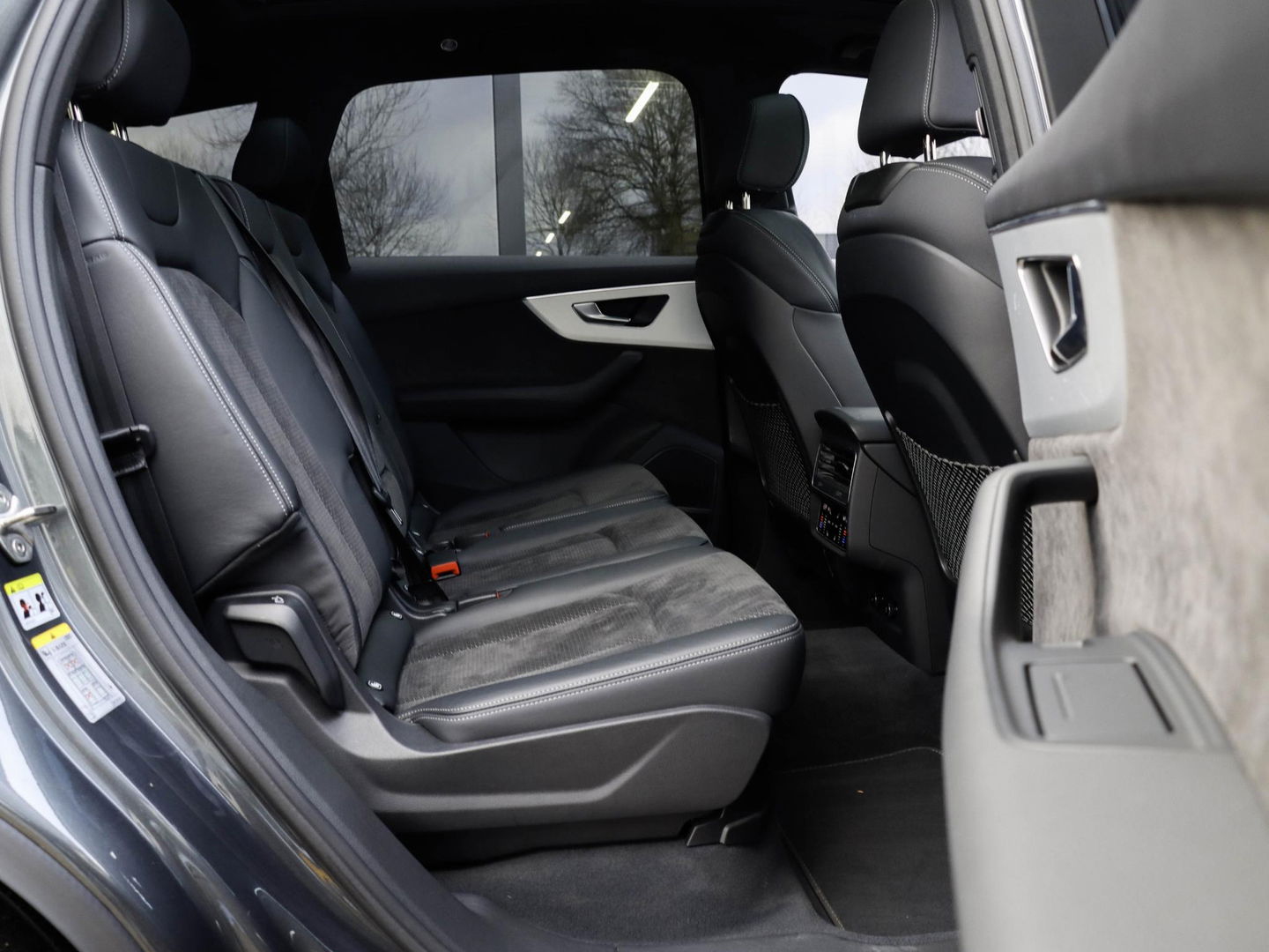 Audi SQ7 4.0 TFSI Quattro 7p 507PK Softclose Panodak B&O Trekhaak Standkachel HUD Adaptive