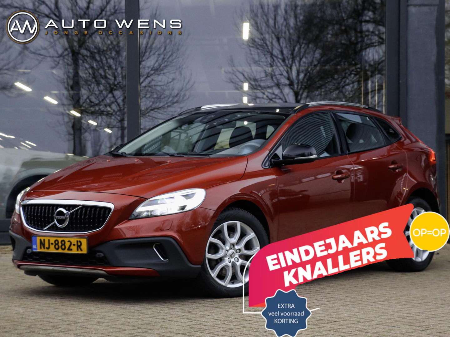 Volvo V40 Cross Country 2.0 T3 Nordic+ 150pk Leer Pano Trekhaak Memory