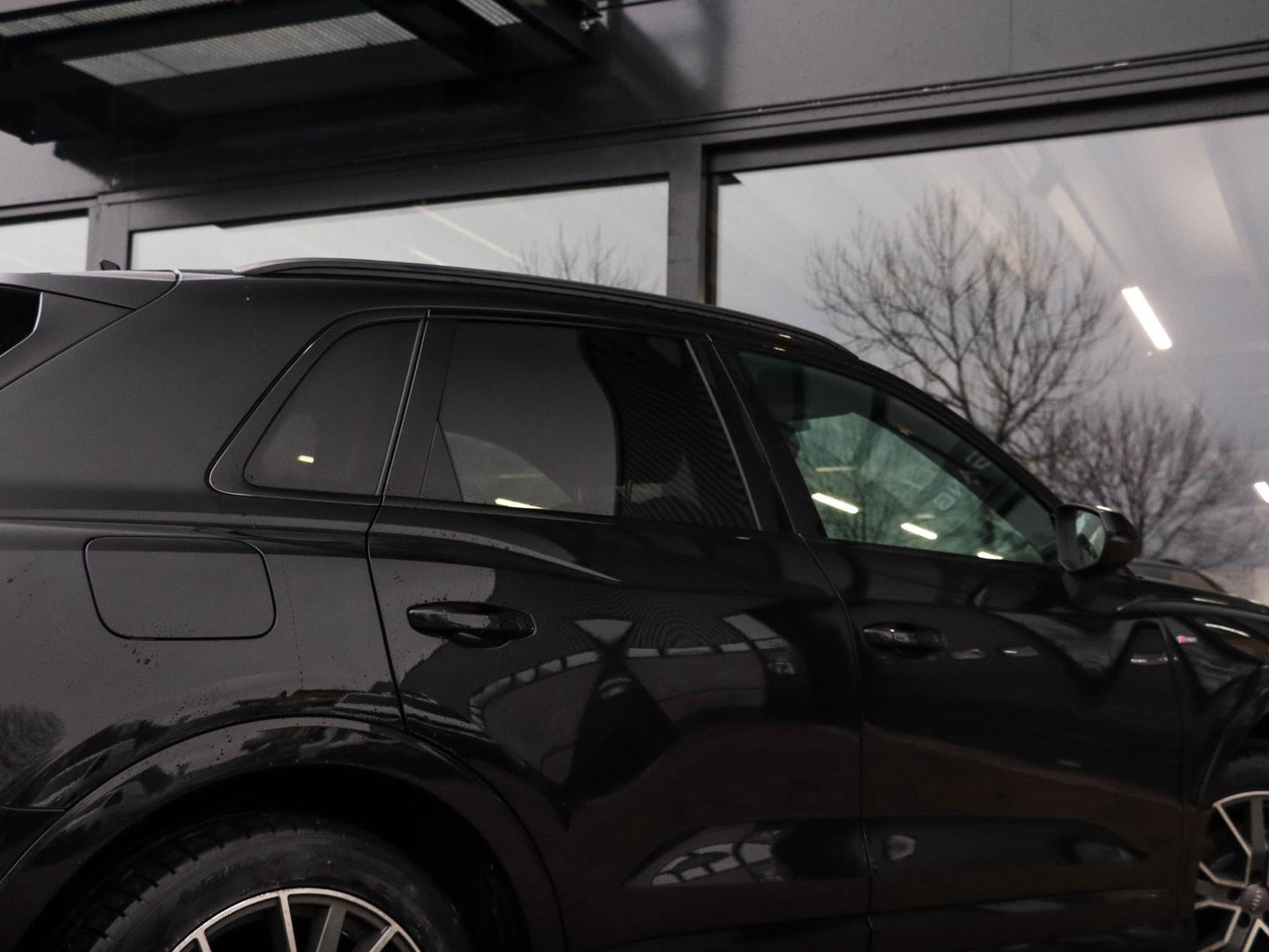 Audi Q3 40 TFSI 190pk Quattro Aut. S line Trekhaak wegkl. Sfeerverl. Virtual Cockpit