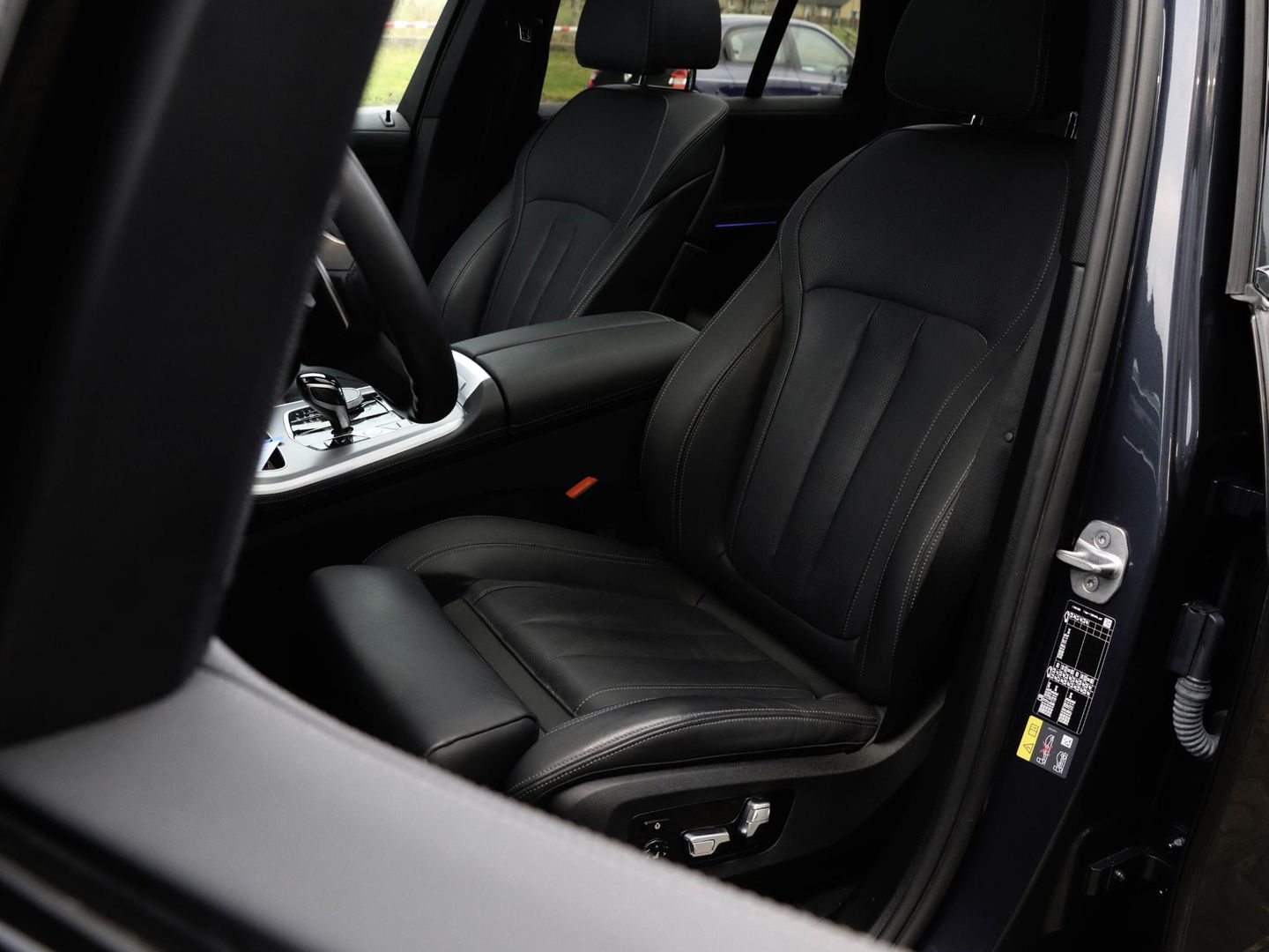 BMW X5 xDrive45e M Sport Lucht Pano 22” Laser Zw. hemel Adaptive Cruise