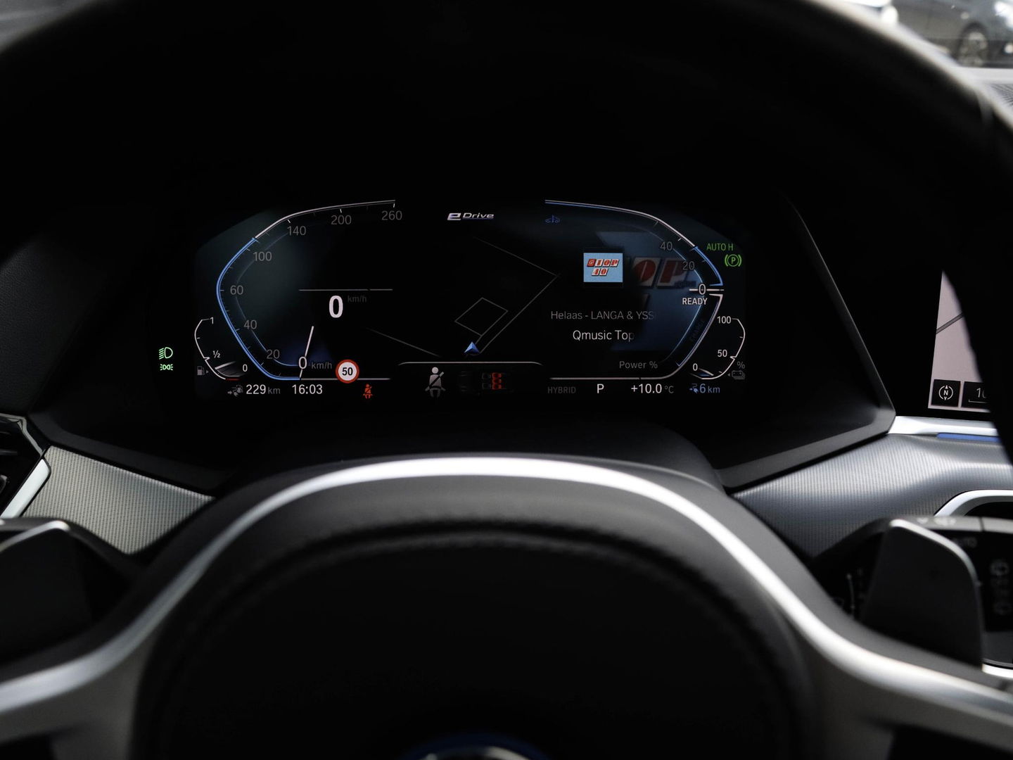 BMW X5 xDrive45e M Sport Lucht Pano 22” Laser Zw. hemel Adaptive Cruise