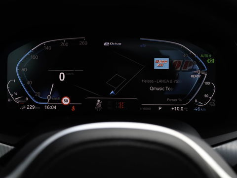 BMW X5 xDrive45e M Sport Lucht Pano 22” Laser Zw. hemel Adaptive Cruise