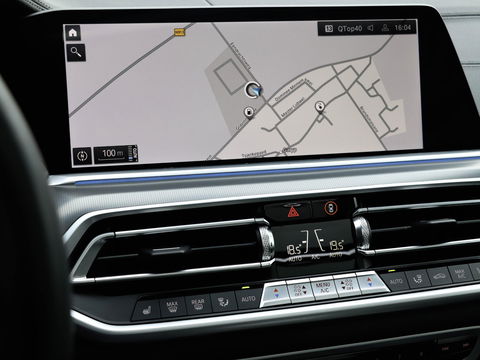 BMW X5 xDrive45e M Sport Lucht Pano 22” Laser Zw. hemel Adaptive Cruise