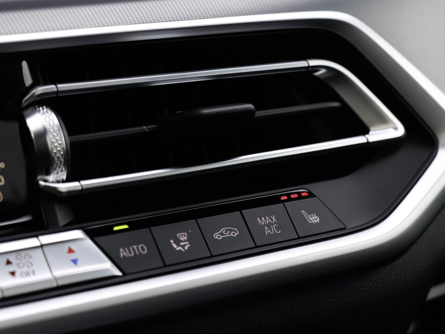 BMW X5 xDrive45e M Sport Lucht Pano 22” Laser Zw. hemel Adaptive Cruise