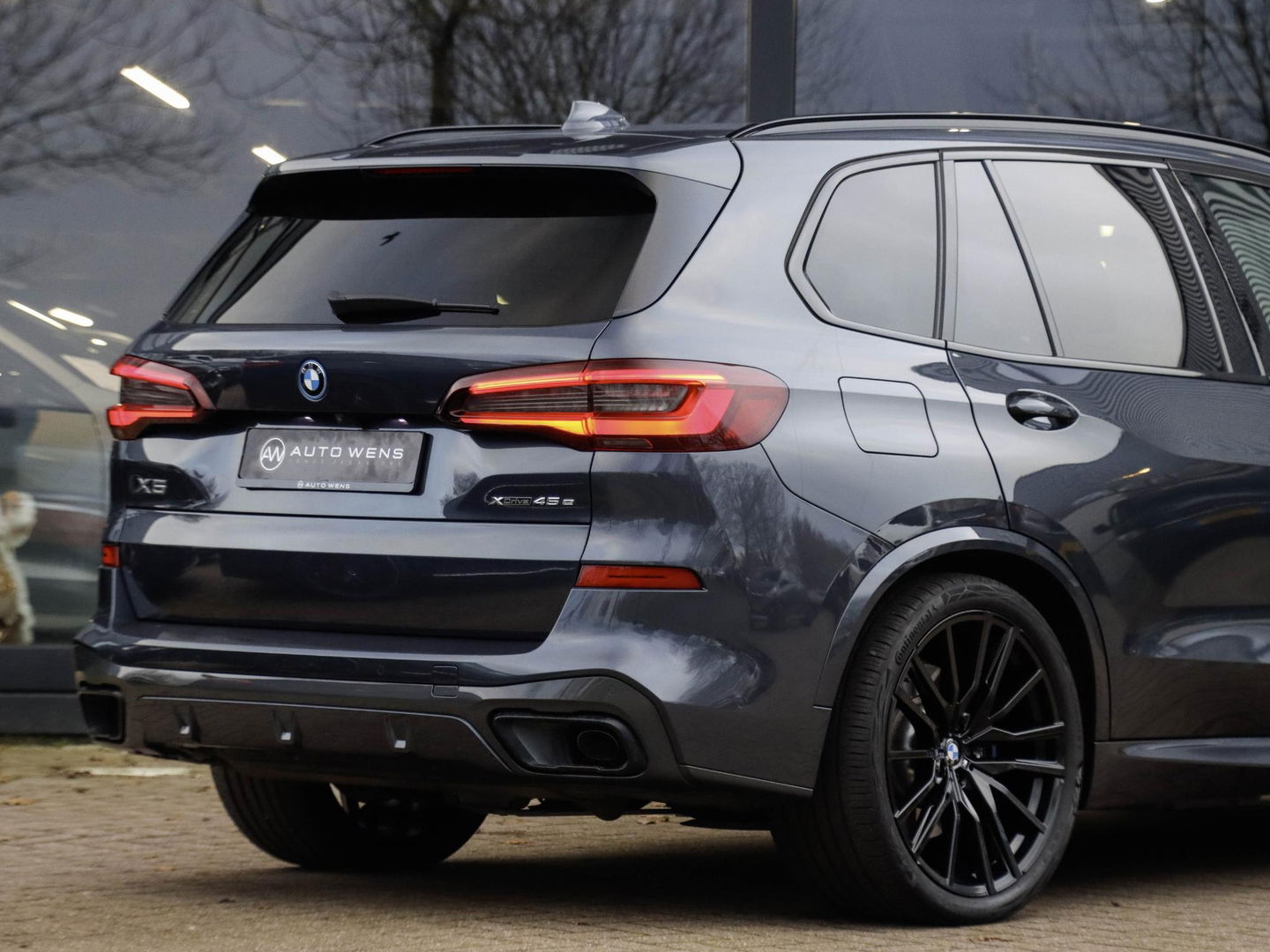 BMW X5 xDrive45e M Sport Lucht Pano 22” Laser Zw. hemel Adaptive Cruise