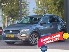 Volkswagen T-Roc 1.0 TSI Style 115pk Trekhaak Navigatie Camera