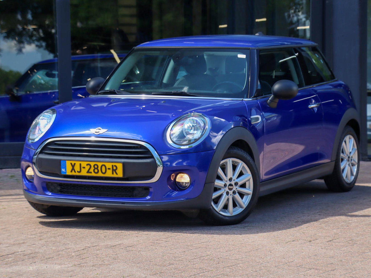 MINI 3-deurs 1.5 One First Salt | Carplay | Navigatie | Cruise Control