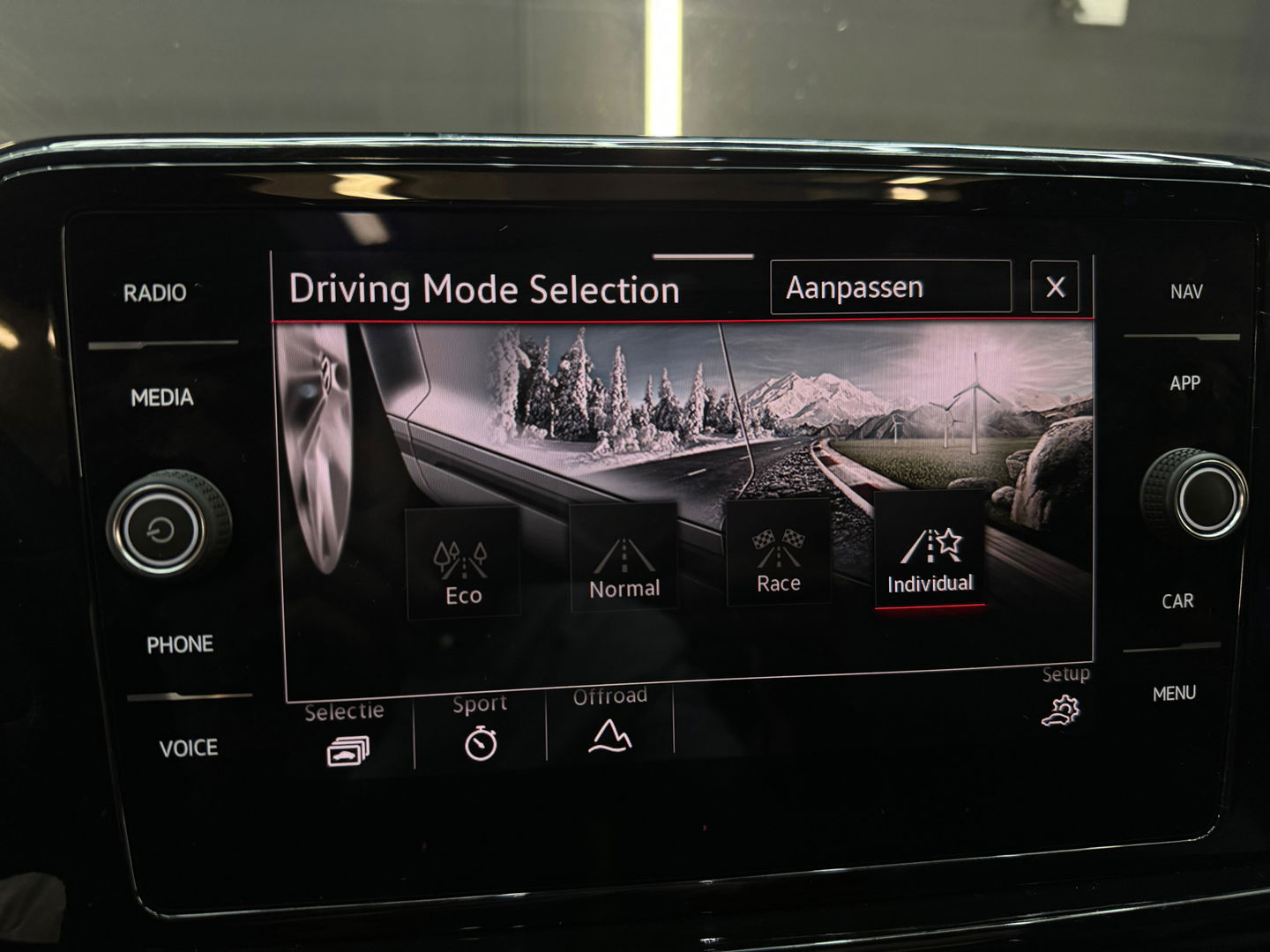 Volkswagen T-Roc R 2.0 TSI 4M Pano|Beats|Keyless|IQ|Camera