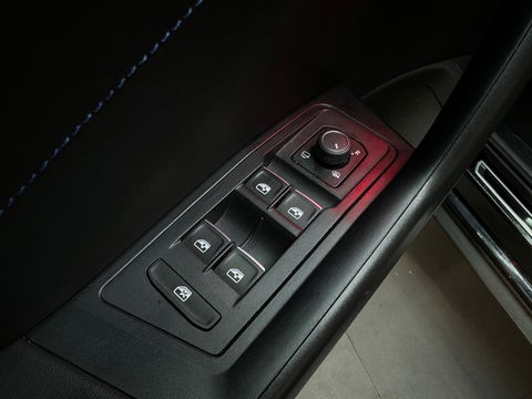Volkswagen T-Roc R 2.0 TSI 4M Pano|Beats|Keyless|IQ|Camera