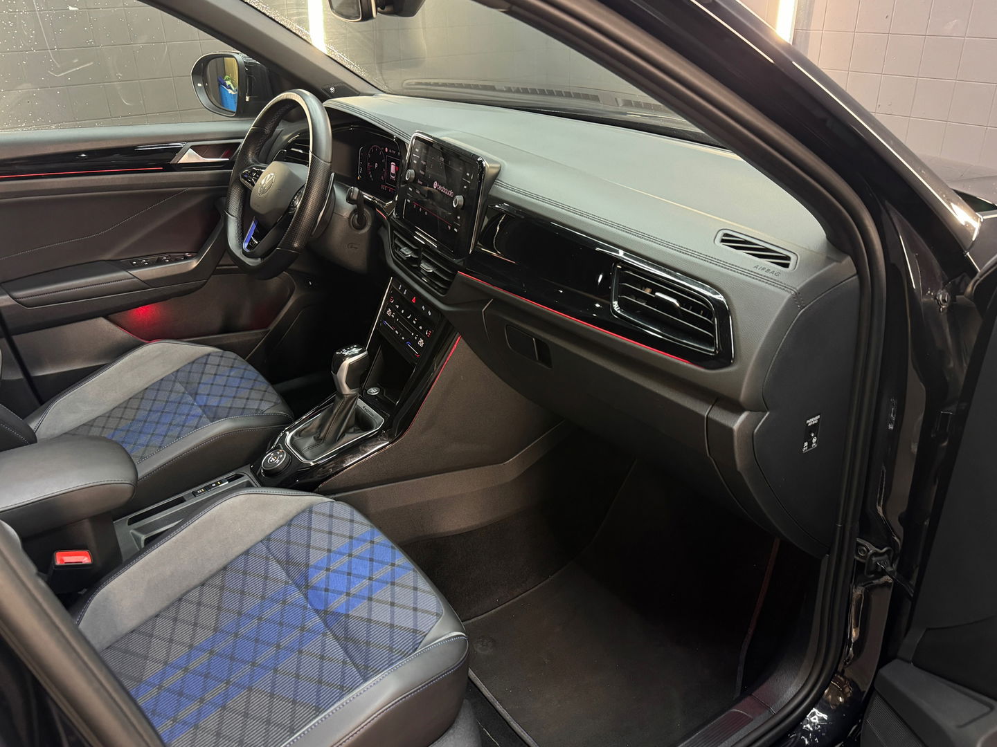 Volkswagen T-Roc R 2.0 TSI 4M Pano|Beats|Keyless|IQ|Camera