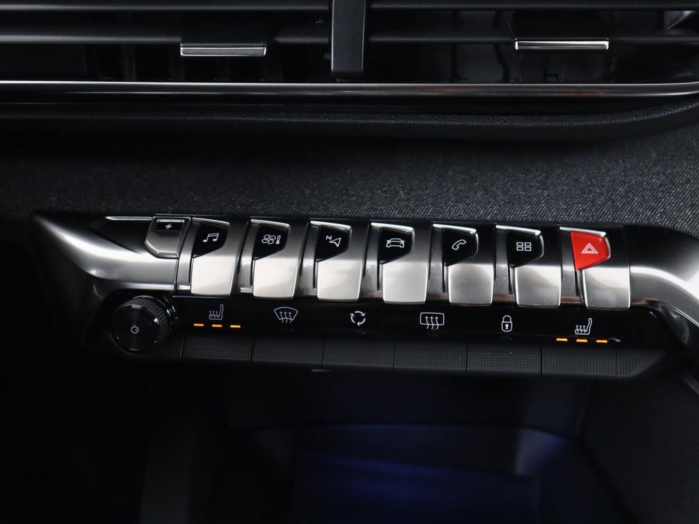 Peugeot 3008 1.6 HYbrid 225 Allure | Stoelverwarming | Camera | Half leder | Carplay | Navigatie | Full LED | Parkeerhulp | Digital Cockpit | Cruise control | PHEV