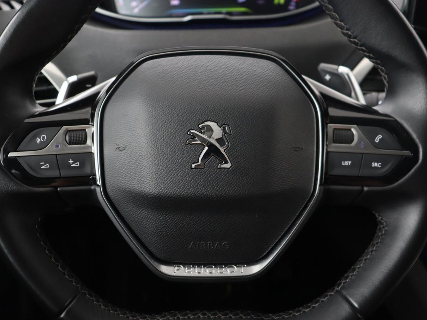 Peugeot 3008 1.6 HYbrid 225 Allure | Stoelverwarming | Camera | Half leder | Carplay | Navigatie | Full LED | Parkeerhulp | Digital Cockpit | Cruise control | PHEV