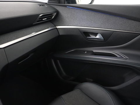 Peugeot 3008 1.6 HYbrid 225 Allure | Stoelverwarming | Camera | Half leder | Carplay | Navigatie | Full LED | Parkeerhulp | Digital Cockpit | Cruise control | PHEV