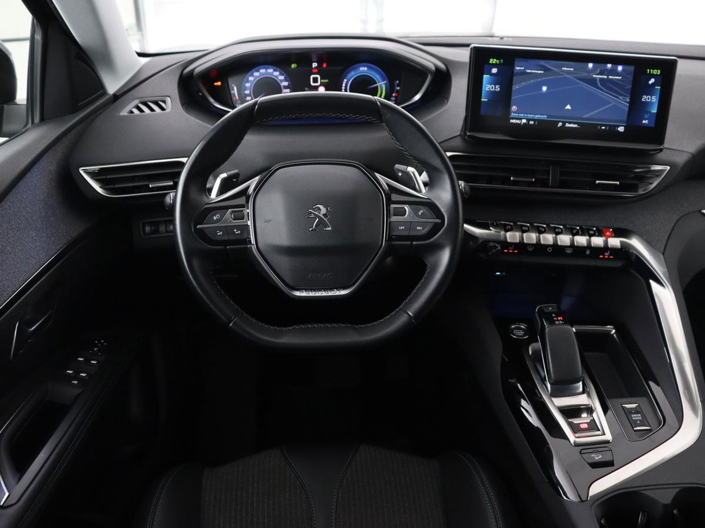 Peugeot 3008 1.6 HYbrid 225 Allure | Stoelverwarming | Camera | Half leder | Carplay | Navigatie | Full LED | Parkeerhulp | Digital Cockpit | Cruise control | PHEV