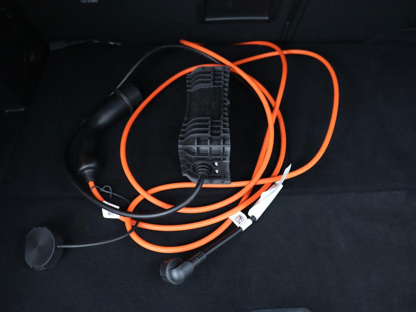 Peugeot 3008 1.6 HYbrid 225 Allure | Stoelverwarming | Camera | Half leder | Carplay | Navigatie | Full LED | Parkeerhulp | Digital Cockpit | Cruise control | PHEV