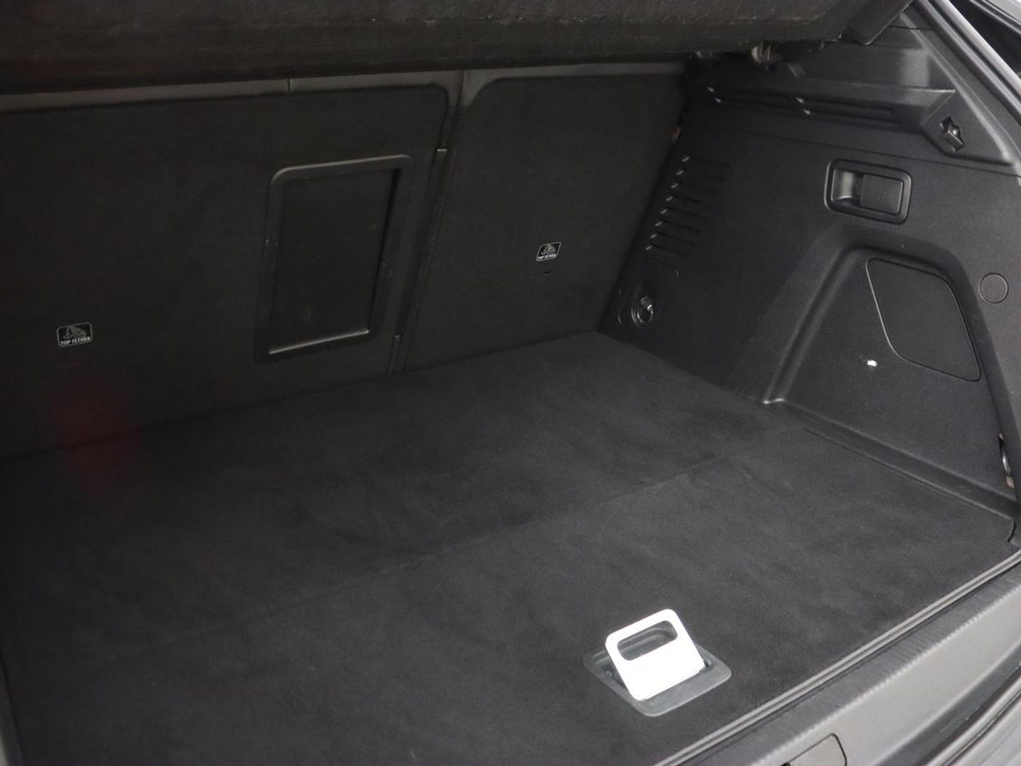 Peugeot 3008 1.6 HYbrid 225 Allure | Stoelverwarming | Camera | Half leder | Carplay | Navigatie | Full LED | Parkeerhulp | Digital Cockpit | Cruise control | PHEV