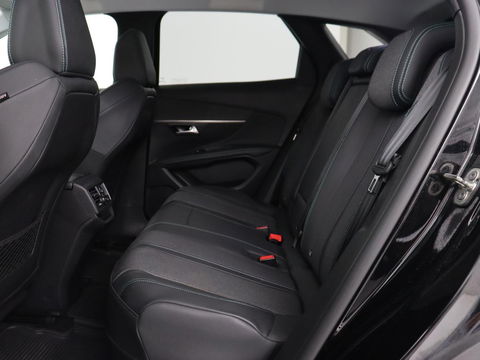 Peugeot 3008 1.6 HYbrid 225 Allure | Stoelverwarming | Camera | Half leder | Carplay | Navigatie | Full LED | Parkeerhulp | Digital Cockpit | Cruise control | PHEV