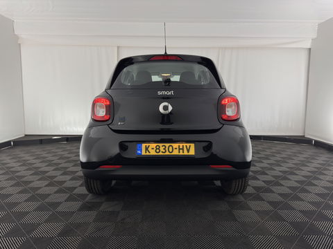 Smart Forfour EQ Essential 18 kWh [ 3-Fase ] {SOH-95%} (INCL.BTW) *FULL-LEATHER | AIRCO | CRUISE | COMFORT-SEATS | 15''ALU*