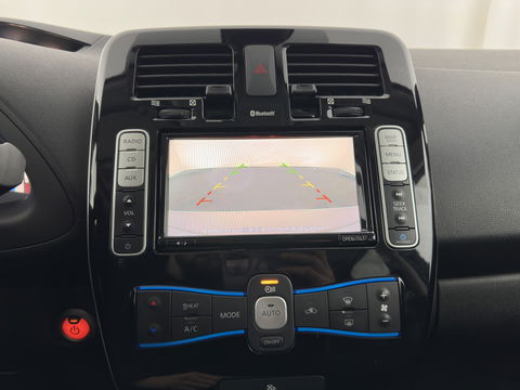 Nissan Leaf Acenta 30 kWh *NAVI-FULLMAP | MICROFIBRE | DAB | CAMERA | ECC | CRUISE | DIGI-COCKPIT | HEATED- COMFORTSEATS | PRIVACY-GLASS | 16"ALU*