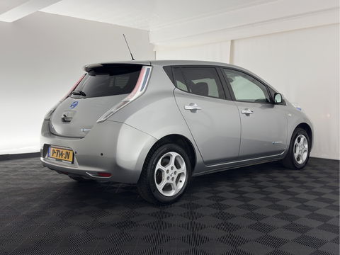Nissan Leaf Acenta 30 kWh *NAVI-FULLMAP | MICROFIBRE | DAB | CAMERA | ECC | CRUISE | DIGI-COCKPIT | HEATED- COMFORTSEATS | PRIVACY-GLASS | 16"ALU*