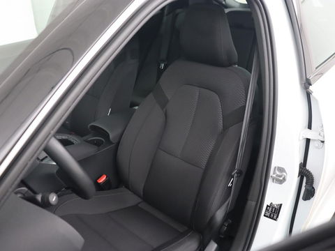 Polestar 2 Standard Range Single Motor 63kWh | 360 Camera | Stoelverwarming | Adaptive cruise | Carplay | Park Assist | 19'' | Keyless | Full LED | Digital Cockpit | DAB