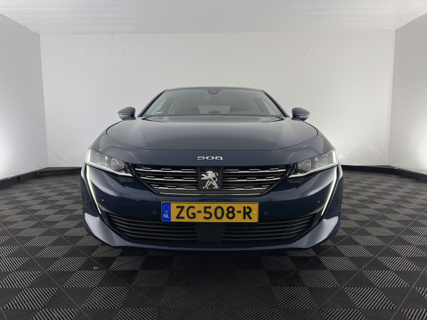 Peugeot 508 1.6 PureTech Blue Lease Allure (INCL.BTW) *LEATHER-FABRIC | FULL-LED | VIRTUAL-COCKPIT | KEYLESS | BLIND-SPOT | CAMERA | PRIVACY-GLASS | SPORT-SEATS | NAVI-FULLMAP | 18''ALU*