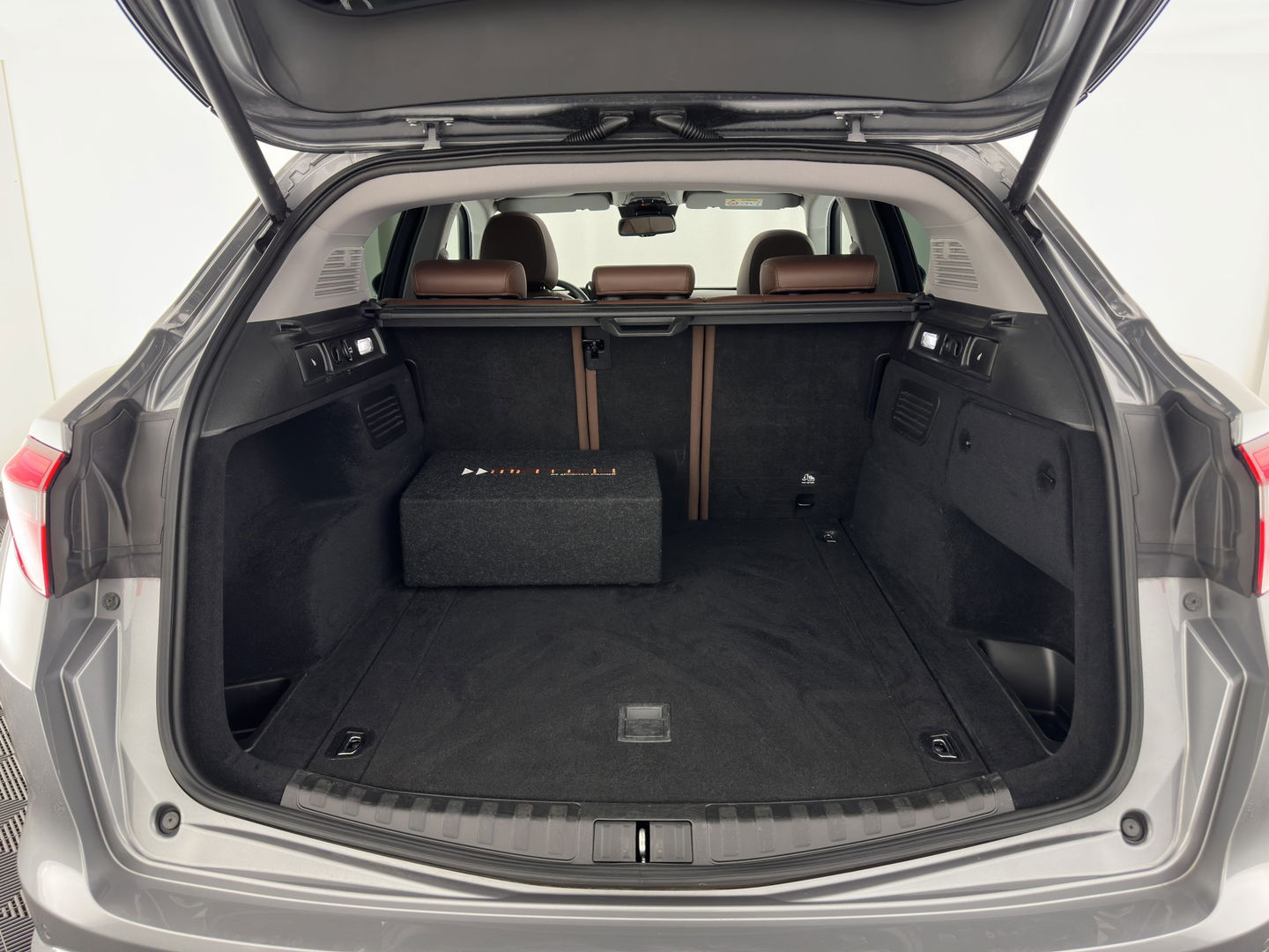 Alfa Romeo Stelvio 2.0 T AWD B-Tech Business Edition Aut. *PANO | LUXURY-LEATHER | XENON | ADAPTIVE-CRUISE | MEMORY-PACK | BLIND-SPOT | HEATED-COMFPRTSEATS | CAMERA | DAB+ | KEYLESS | SHIFT-PADDLES | PRIVACY-GLASS | NAVI-FULLMAP | TOWBAR | 20''