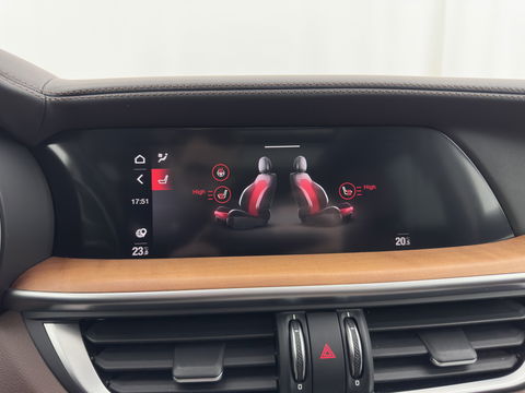 Alfa Romeo Stelvio 2.0 T AWD B-Tech Business Edition Aut. *PANO | LUXURY-LEATHER | XENON | ADAPTIVE-CRUISE | MEMORY-PACK | BLIND-SPOT | HEATED-COMFPRTSEATS | CAMERA | DAB+ | KEYLESS | SHIFT-PADDLES | PRIVACY-GLASS | NAVI-FULLMAP | TOWBAR | 20''