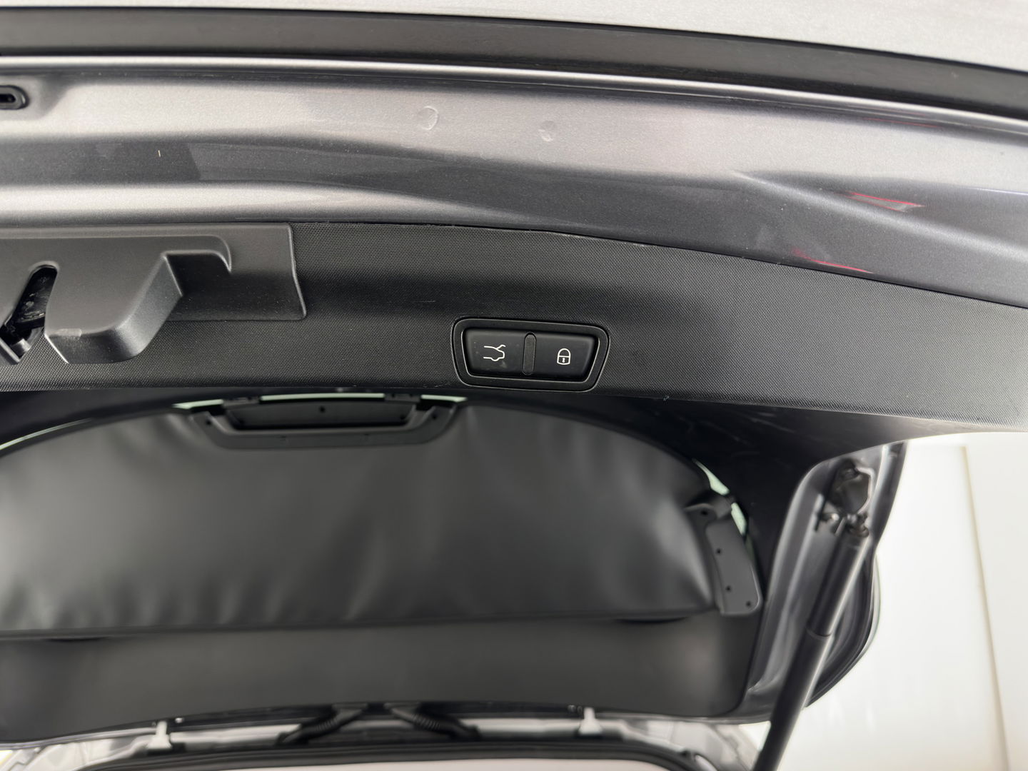 Alfa Romeo Stelvio 2.0 T AWD B-Tech Business Edition Aut. *PANO | LUXURY-LEATHER | XENON | ADAPTIVE-CRUISE | MEMORY-PACK | BLIND-SPOT | HEATED-COMFPRTSEATS | CAMERA | DAB+ | KEYLESS | SHIFT-PADDLES | PRIVACY-GLASS | NAVI-FULLMAP | TOWBAR | 20''