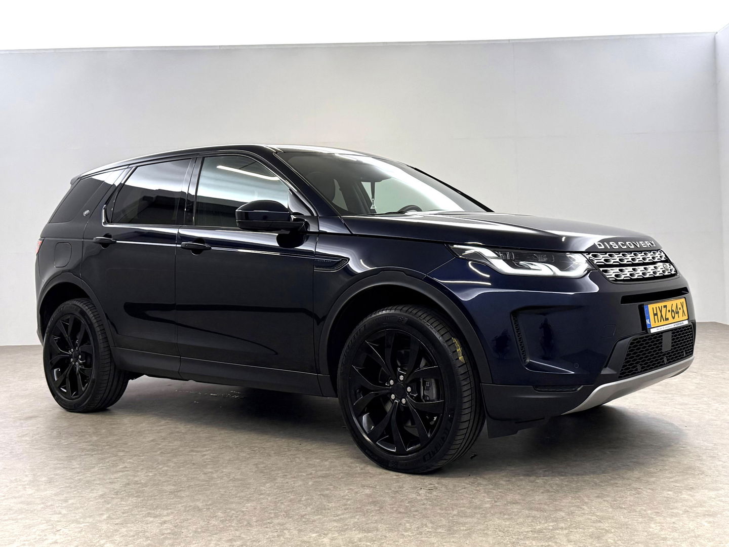 Land Rover Discovery Sport P300e 1.5 R-Dynamic HSE | Pano | Memory | 360° CAM | Virtual | Adap. Cruise | Trekh. | Carplay | Leder