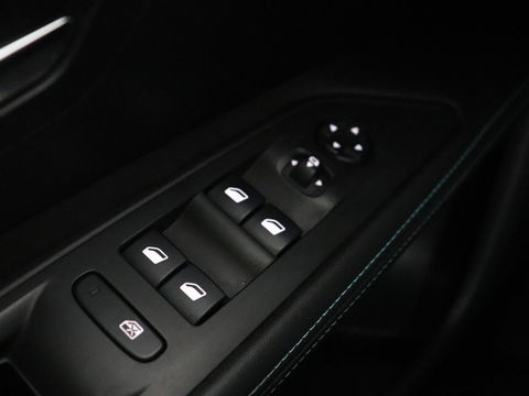 Peugeot 3008 1.6 HYbrid 225 Allure