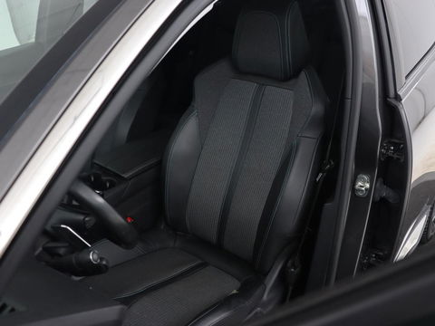 Peugeot 3008 1.6 HYbrid 225 Allure