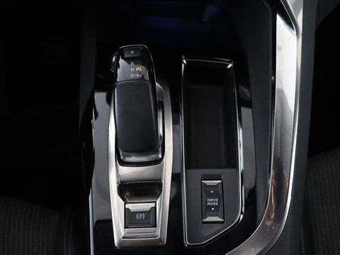 Peugeot 3008 1.6 HYbrid 225 Allure