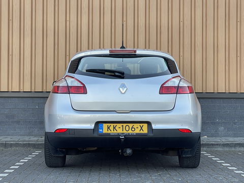 Renault Mégane 1.5 dCi Bose Handel/Export | Airco | Navigatie | Radio CD | Lichtmetaal 16 '' | Trekhaak |