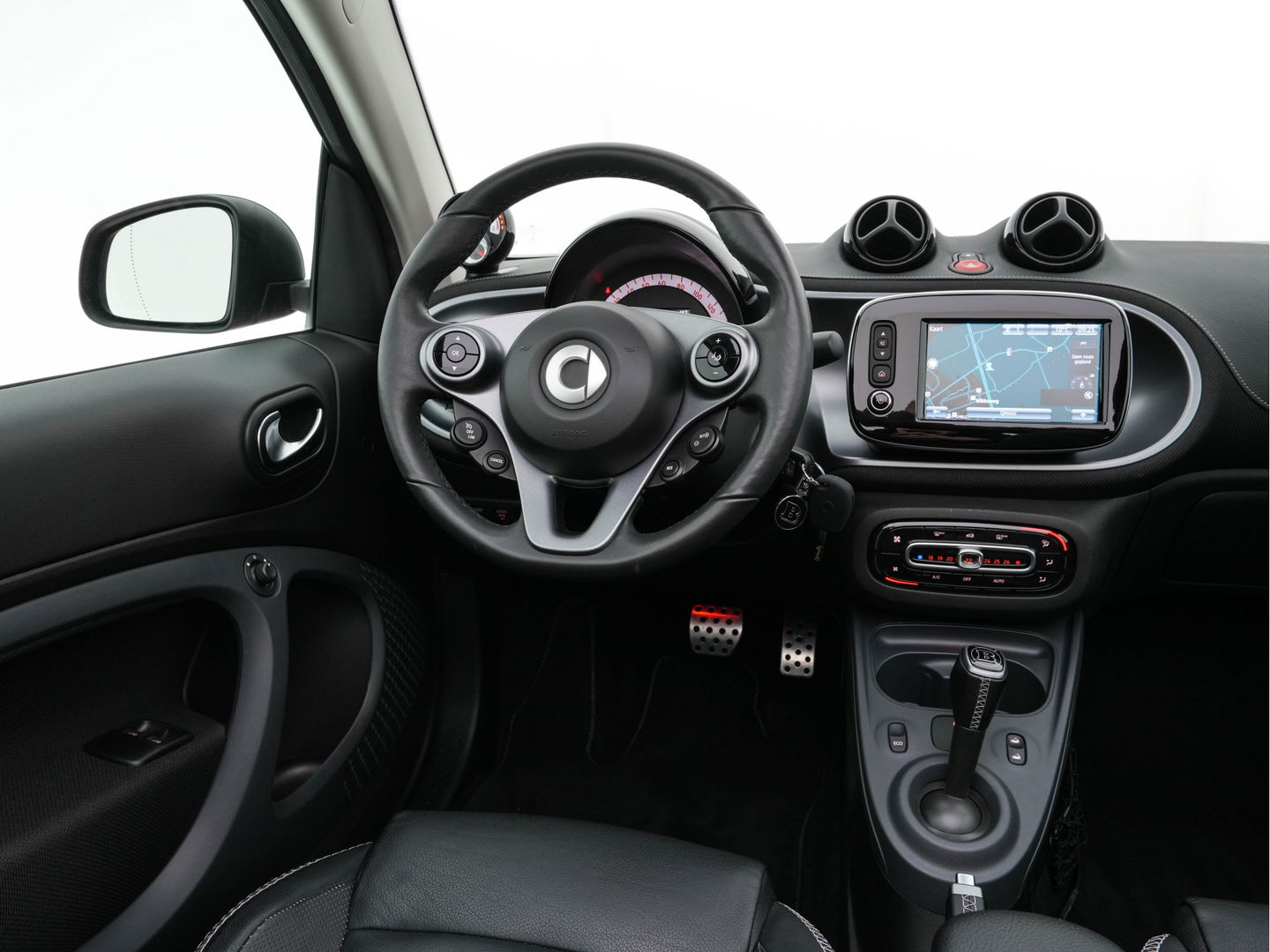 Smart Fortwo cabrio EQ BRABUS Style 18 kWh [ 3-Fase ] *LEATHER | HEATED-SPORTSEATS | NAVI-FULLMAP | CAMERA | DAB+ | AIRCO | PDC | CRUISE | 16''ALU*