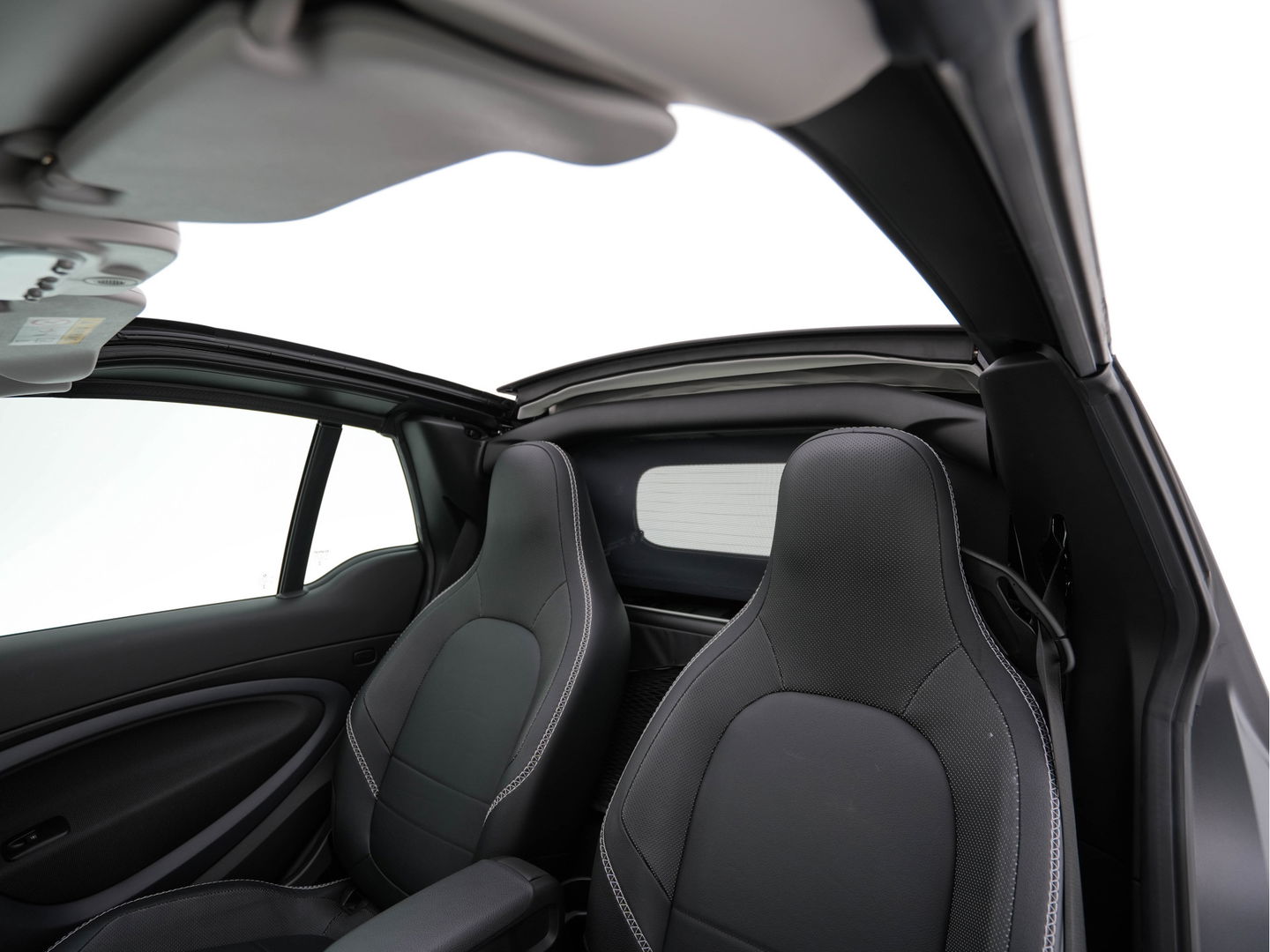 Smart Fortwo cabrio EQ BRABUS Style 18 kWh [ 3-Fase ] *LUXURY-LEATHER | HEATED-SPORTSEATS | NAVI-FULLMAP | CAMERA | DAB+ | AIRCO | PDC | CRUISE | 16''ALU*