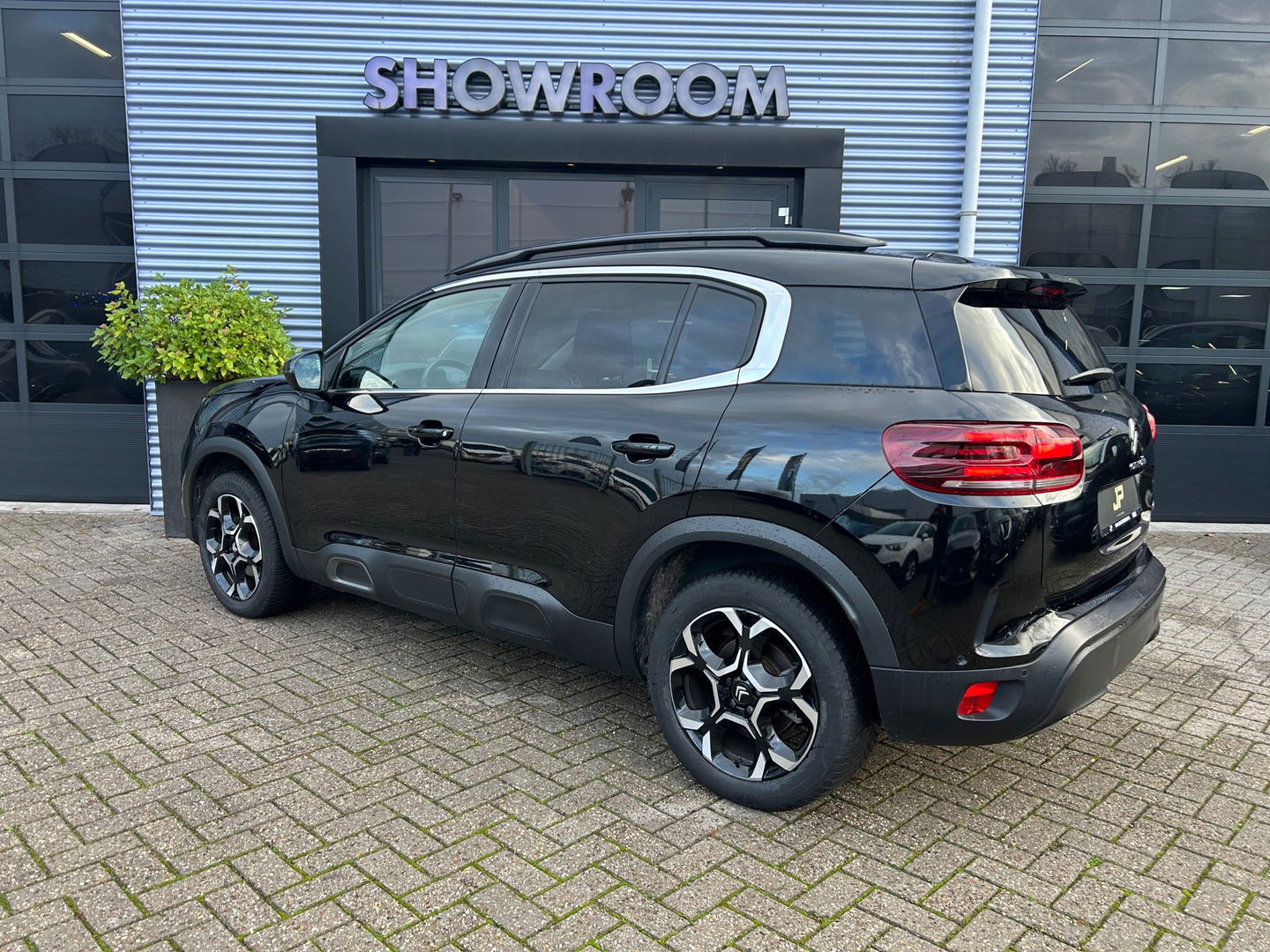 Citroën C5 Aircross 1.2 PureTech Shine Automaat|Applecarplay|360 camera|Leder met Alcantara