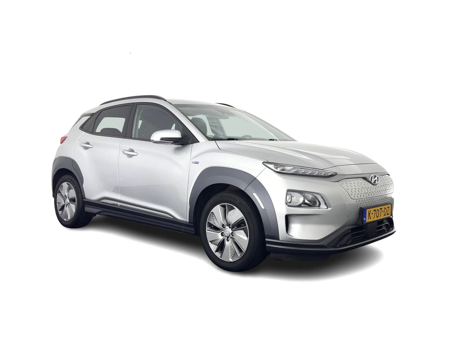 Hyundai KONA EV Fashion 64 kWh (3-Fase) {SOH-100%} (INCL-BTW)  Aut * HEATPUMP | NAVI-FULLMAP | LEATHER-FABRIC | KEYLESS | CAMERA | DAB | ECC | PDC | ADAPTIVE-CRUISE | LANE-ASSIST | HEATED SEATS | PRIVACY-GLASS | HEAD-UP | SHIFT-PADDLES | 17"A