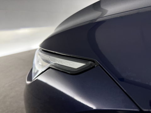 Volkswagen Golf 1.5 eTSI Style | Pano | Virtual | HuD | Camera | Carplay | Adap. Cruise | Memory | NAP