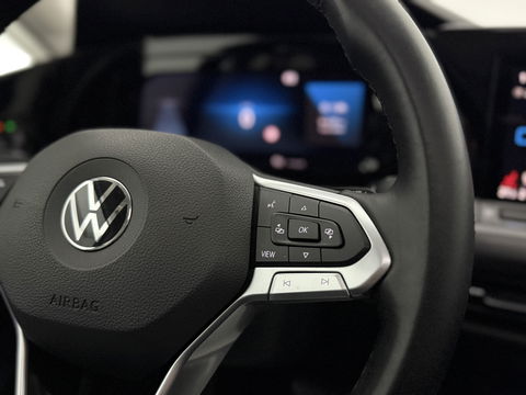 Volkswagen Golf 1.5 eTSI Style | Pano | Virtual | HuD | Camera | Carplay | Adap. Cruise | Memory | NAP