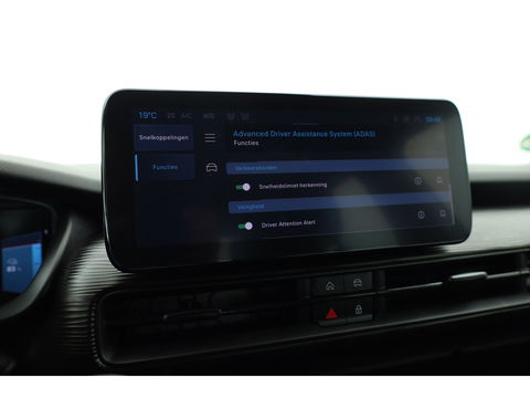 Jeep Avenger Longitude 54 kWh | Cruise Control | All Season | Apple CarPlay & Android Auto | Stoelverw. | PDC+ A |