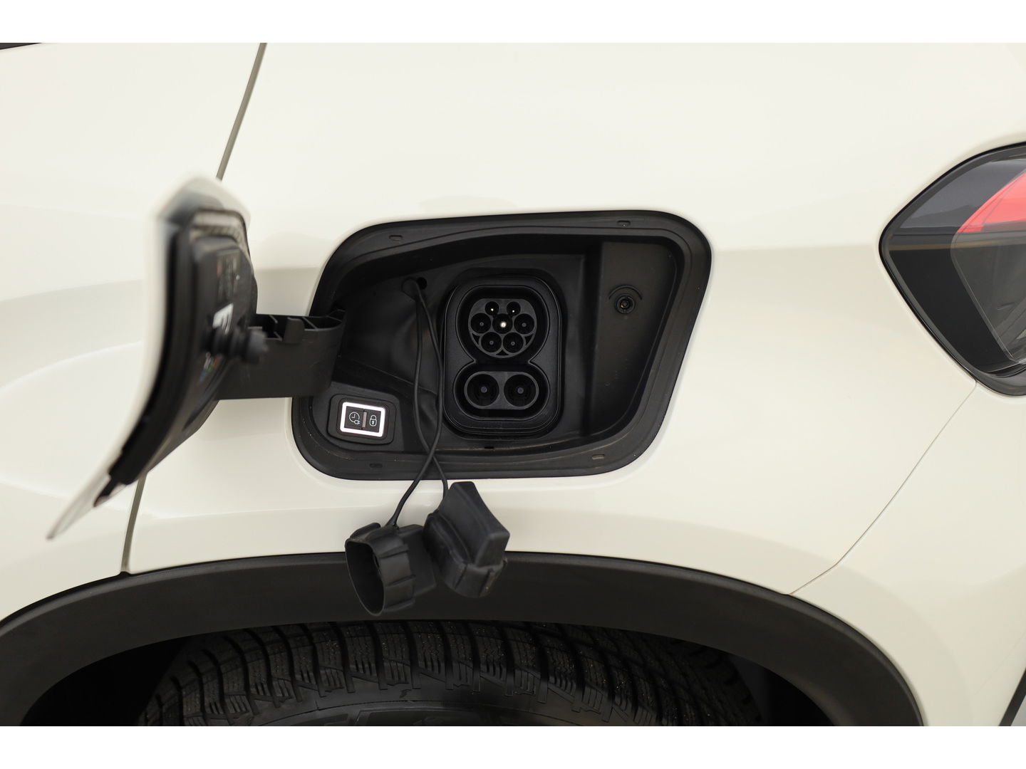 Jeep Avenger Longitude 54 kWh | Cruise Control | All Season | Apple CarPlay & Android Auto | Stoelverw. | PDC+ A |