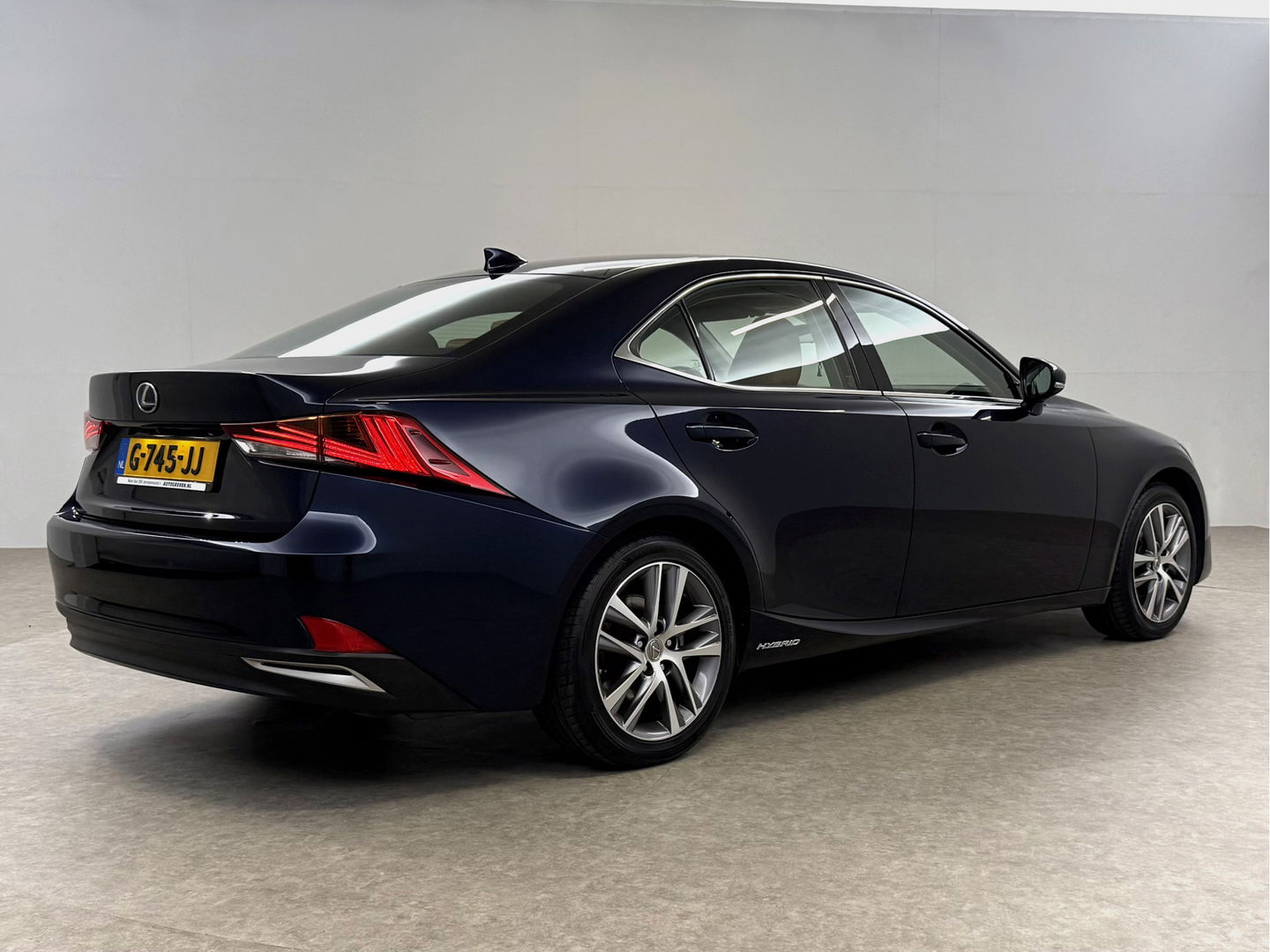 Lexus IS 300 300h Hybrid Sport Edition | Camera | Cruise | LED | Navi | Parkeersens. | NAP