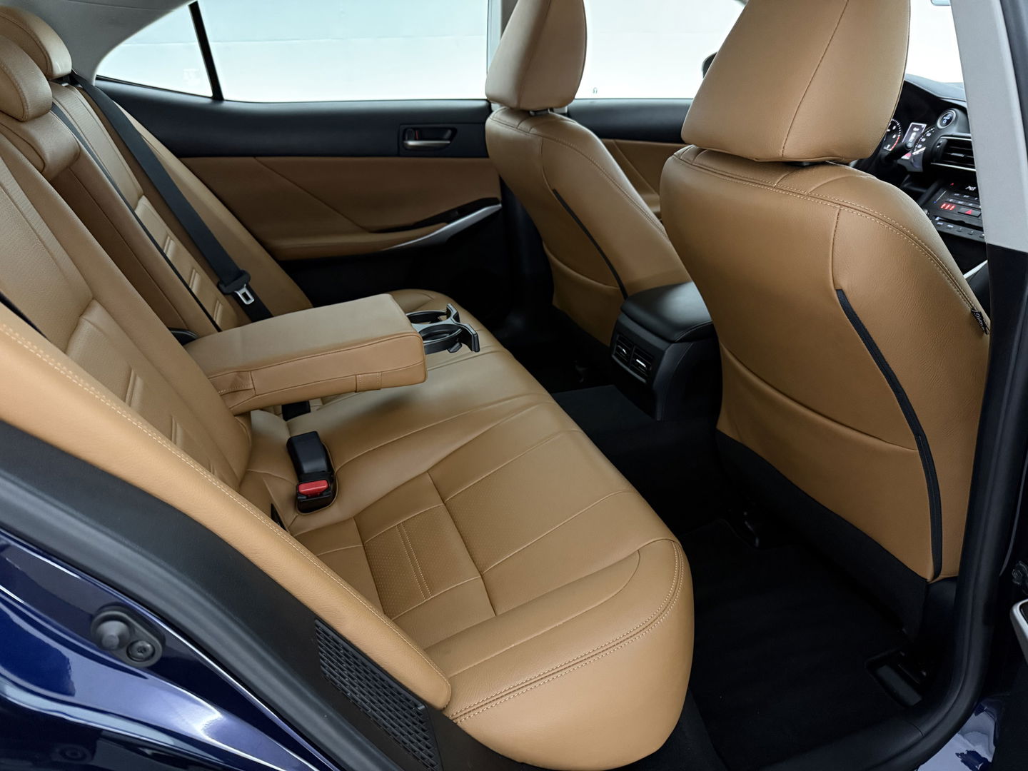 Lexus IS 300 300h Hybrid Sport Edition | Camera | Cruise | LED | Navi | Parkeersens. | NAP