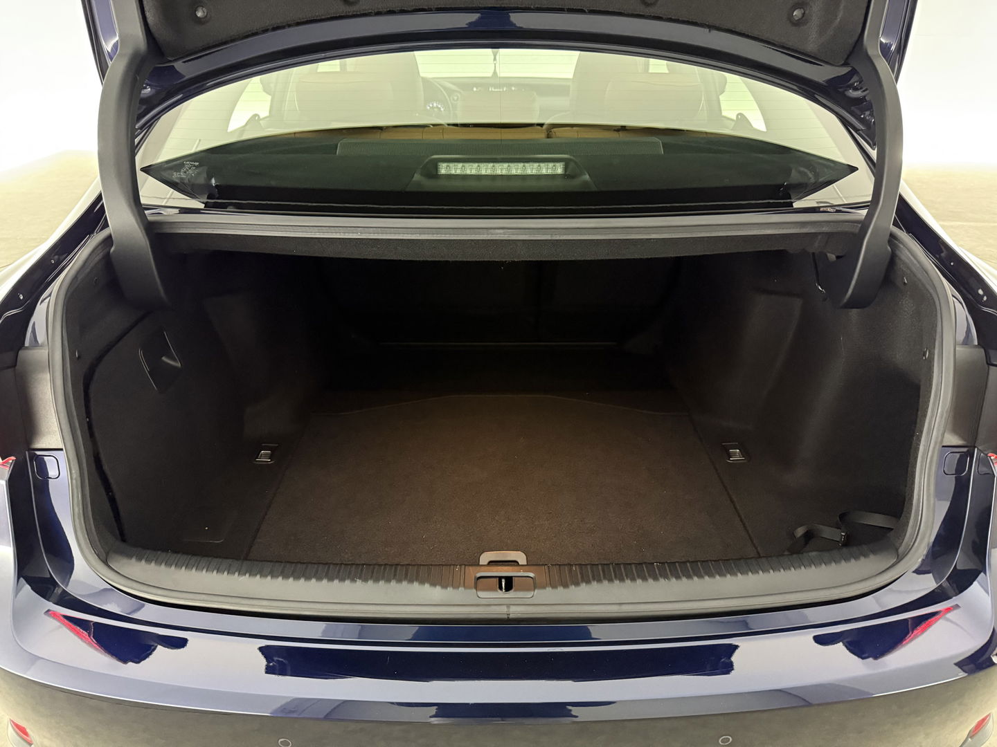 Lexus IS 300 300h Hybrid Sport Edition | Camera | Cruise | LED | Navi | Parkeersens. | NAP