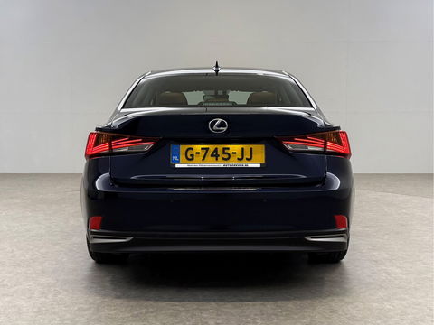 Lexus IS 300 300h Hybrid Sport Edition | Camera | Cruise | LED | Navi | Parkeersens. | NAP