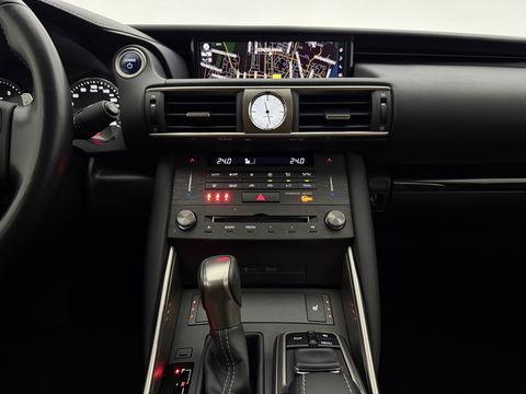Lexus IS 300 300h Hybrid Sport Edition | Camera | Cruise | LED | Navi | Parkeersens. | NAP