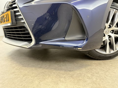 Lexus IS 300 300h Hybrid Sport Edition | Camera | Cruise | LED | Navi | Parkeersens. | NAP