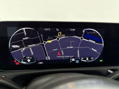 Mercedes-Benz A-Klasse 180 AMG | Pano | Virtual | Camera | Trekh. | Cruise | Stoelverw. | Navi | NAP