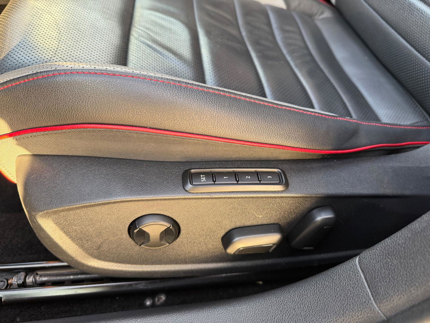 Volkswagen Golf 2.0 TSI GTI Pano HUD Leder Memory Camera Stoelkoeling